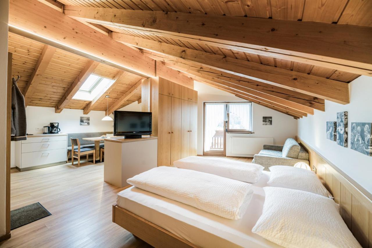 Appartements Sporting Sexten Esterno foto